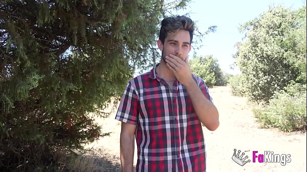 Nasty picnic for sofia santan fuck in the woods