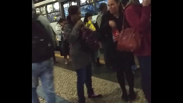 Puta de jaqueta de nylon 