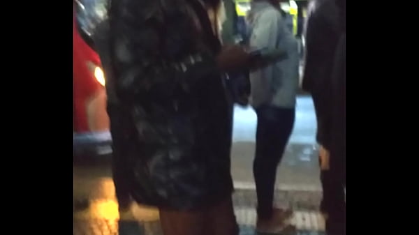 Puta de jaqueta de nylon 