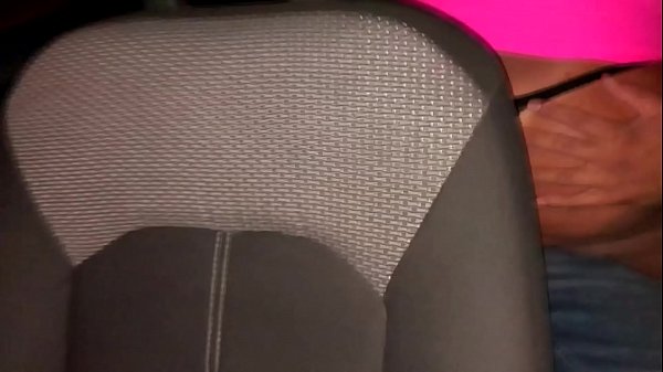 Três passeios de carro com minha esposa_namorando no banco_de trás