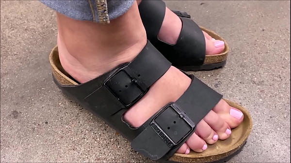 Stinky soles