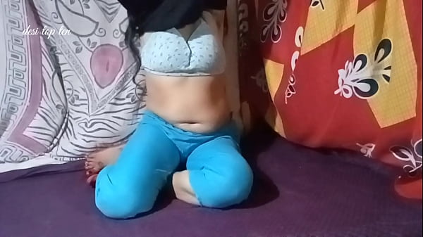 भाभी की पहली वाइफ की जमकर चोदा फुल एंजॉय के साथ देसी टॉप टेन thumbnail