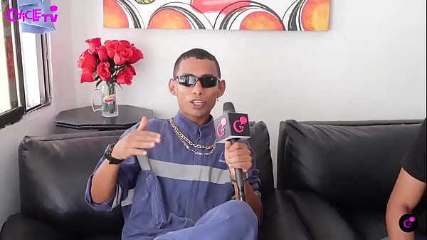 El fumigador reta a cualquiera a un reto l&iacute;rical sera que da la talla segun el nadie le gana