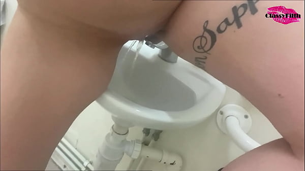 Close Up Pussy Pissing Compilation thumbnail