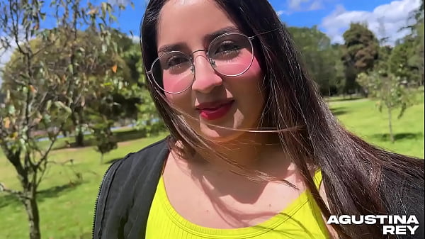 Play MP4 - Me reencuentro con mi compa&ntilde;era de colegio y me la follo por el culo