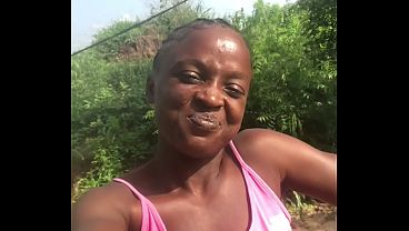 Crazybitch Enjoying Her Privacy Whiles Ing My Family Over The Weekend thumbnail