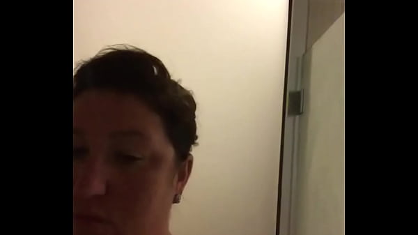 Nonton Amelia Caito Gets Freaky In The Shower thumbnail