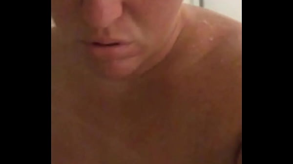 Amelia Caito gets freaky in the shower