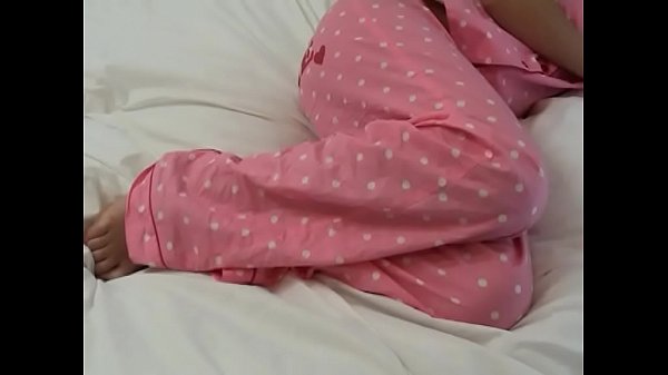 Jessica scopata in pigiama di Minnie - parte 1 