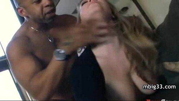 Play MP4 - amateur interracial filmed by the boyfriend goon ass