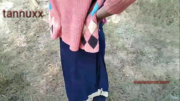 Play MP4 - Outdoor jangle  girlfriend teen shalini