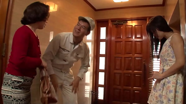 夫と義母と3人で暮らしている。子作りに励んでいたが、どちらかが悪いのか妊娠には至らず、段々と夫婦間で溝が出来てしまう。 thumbnail