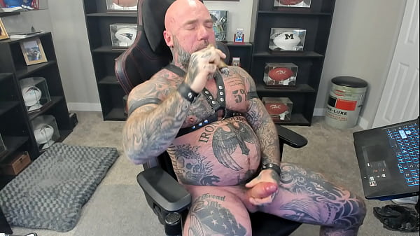 Jason Collins Jerking Off While Smoking A Cigar In Leather With A Massive Cum Shot! thumbnail