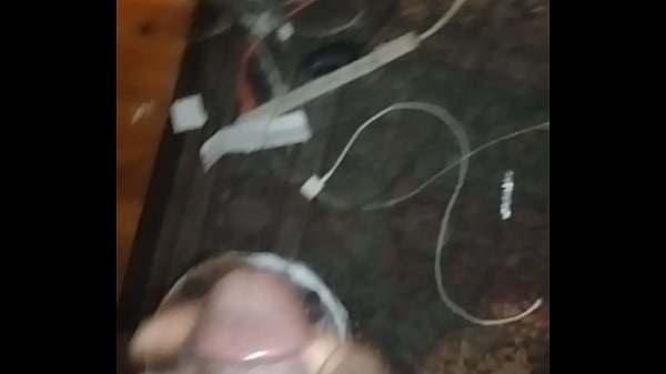 Play MP4 - Gor&excl;lla Cums Where&quest;