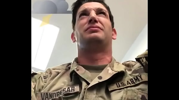 Soldado peidando