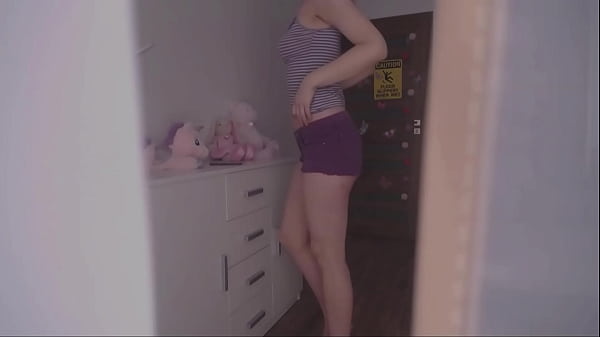 Nonton Step-brother Spy On Me Squirting In Shower thumbnail