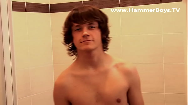 Home not alone Lukas Gregory Hammerboys TV 