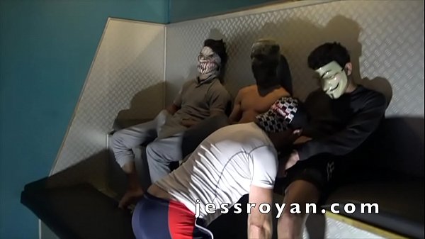 Play MP4 - french daddu suck straight for money