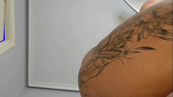 Play MP4 - Look what a bitch I am for you &lpar;Trailer&rpar;