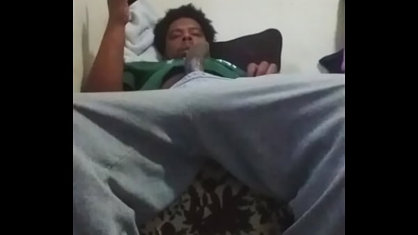 Play MP4 - Long stroking my big dick