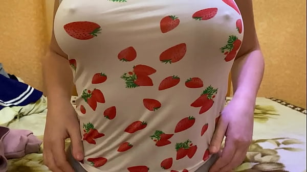 Fuck this juicy babe, she seduces me with her sweet forms - TomaStevi 