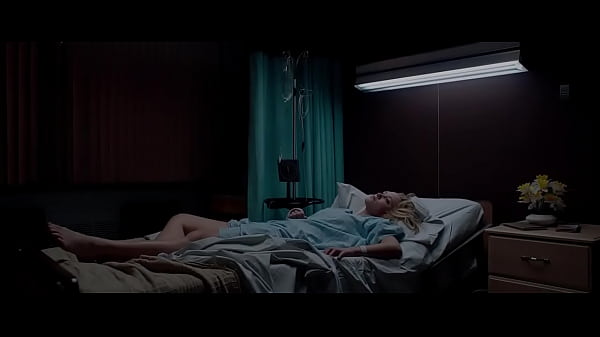 Maika Monroe It Follows SexScene