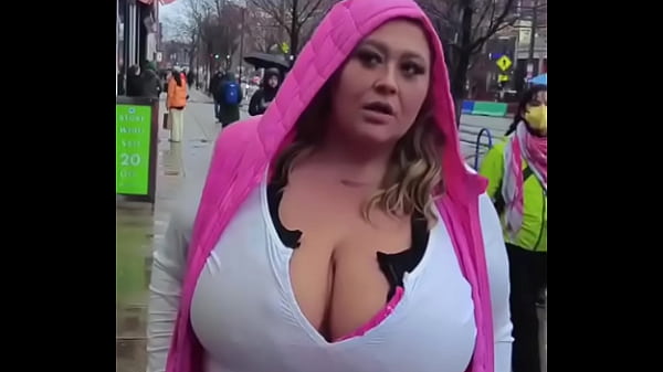 Such a cool spot to check out in bostonblush erotica#plussizemodel #bbw #bbws 