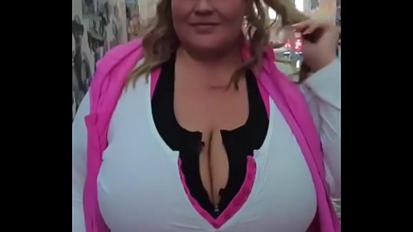 Such a cool spot to check out in bostonblush erotica#plussizemodel #bbw #bbws 