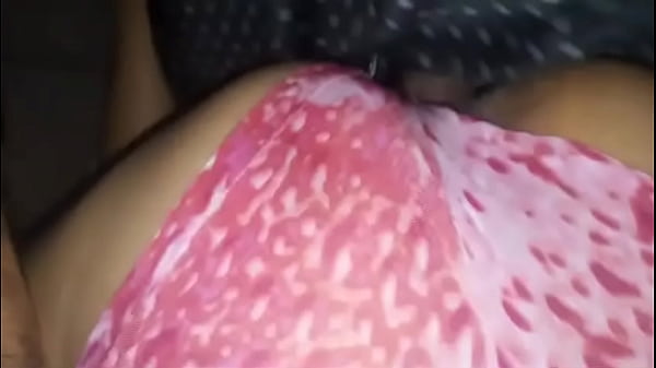 Esposa rabuda e gostosa  adoro comer ela de todo jeito