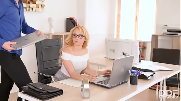 Anal office shenanigans 