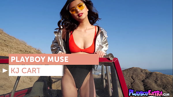 Nonton Petite Asian Muse Introducing Her Fresh Cunt Outdoor thumbnail