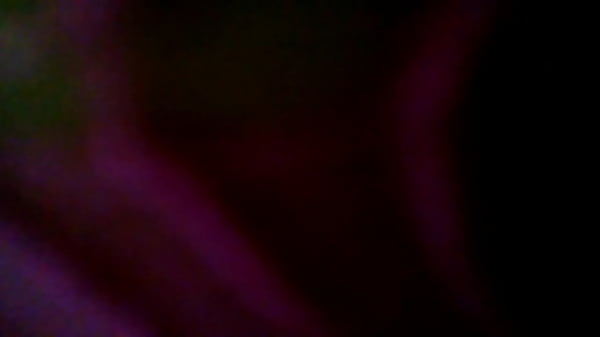 Play MP4 - Escurriendo leche