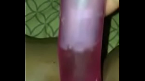 Play MP4 - She enjoyed my gift