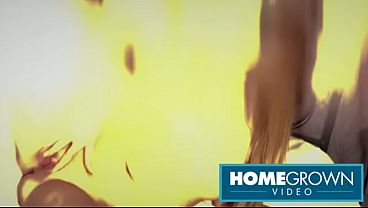 Nonton Sexy Sky Handles Huge Uncut Dong In Fishnet Fuckfest thumbnail