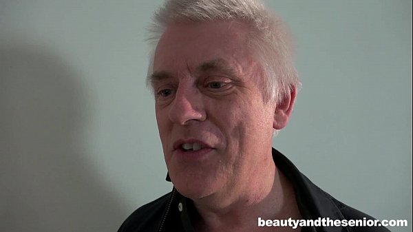 Play MP4 - Blonde teen Lexi gets fucked by old Nick