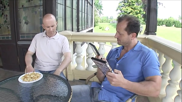 Nonton Simone Style Is A Naughty Spanish Maid Sqf thumbnail