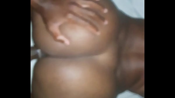 Pretinha Gemendo Gostoso Na Minha Piroca thumbnail