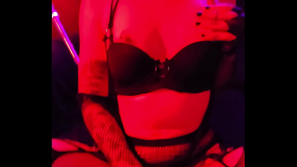 Sexy sith babe touching her pussy {roxy lights} 