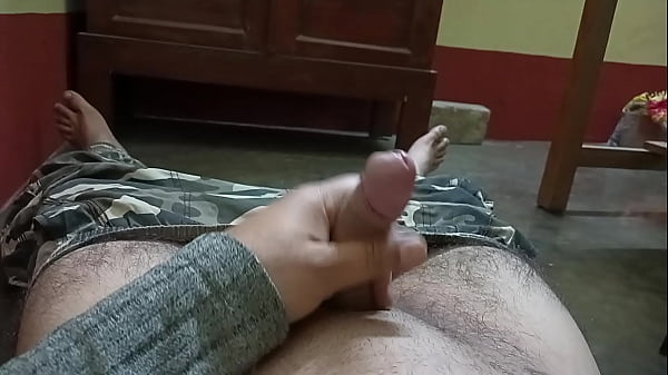 Mature man handling penis in high speed 