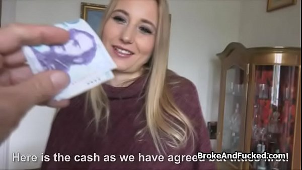 Nonton Picking Up Kiki For A Quickie thumbnail