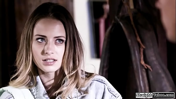 Play MP4 - Babe fucked in public at new foster home