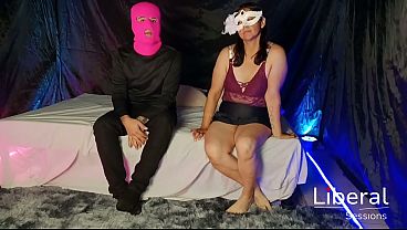 Nonton Complicidad, Pareja Realiza Su Primer Trio Con Actriz Porno thumbnail