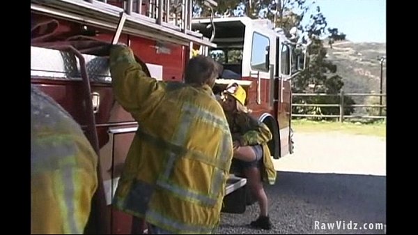 Play MP4 - Hot Pussy For Double Penatration