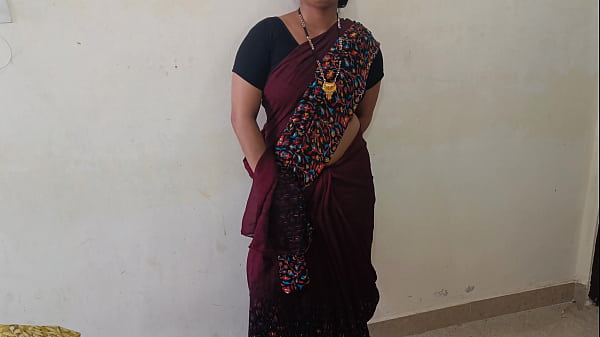 Play MP4 - गांव की देशी भाभी को देवर ने कुत्ता बना कर खूब चोदा साफ हिंदी आवाज में