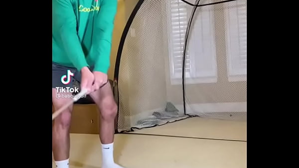 Nonton Que Rico Bulto Se Le Nota thumbnail