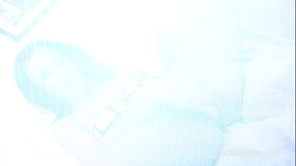 Nicole love wants to know what it feels like to have four black cocks she fucks and sucks four black guys iv042 