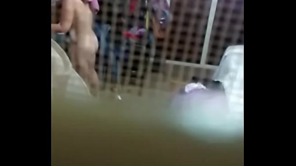 Play MP4 - Espiando a madura argenta