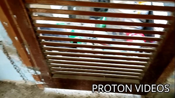 Play MP4 - Wife was alone and horny&period; Called me to bareback fuck her