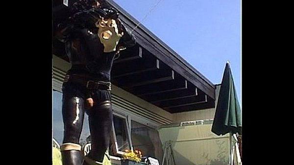 Roxina2004BigGurlInRubberBootsOut170704XXL.MPG 