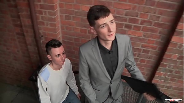 Cute bottom twink anal rides loves cock 